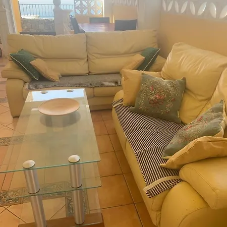 Villa Costa Adeje 阿德耶